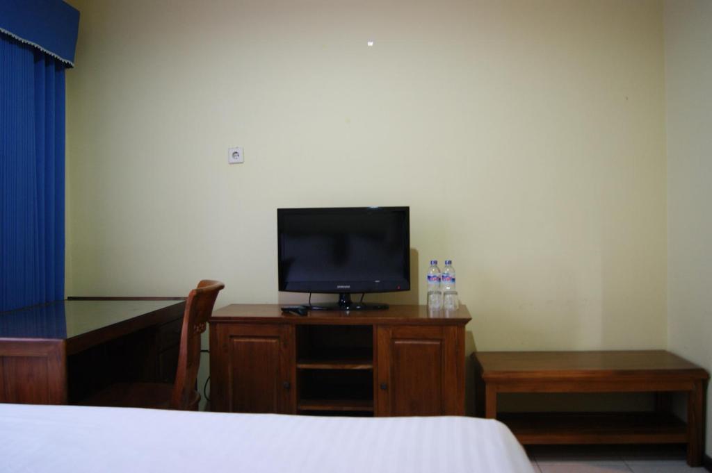 Grand Sumatera Hotel Surabaya Szoba fotó