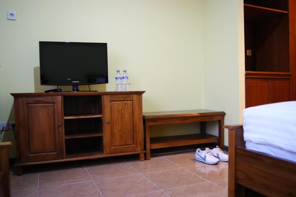 Grand Sumatera Hotel Surabaya Szoba fotó