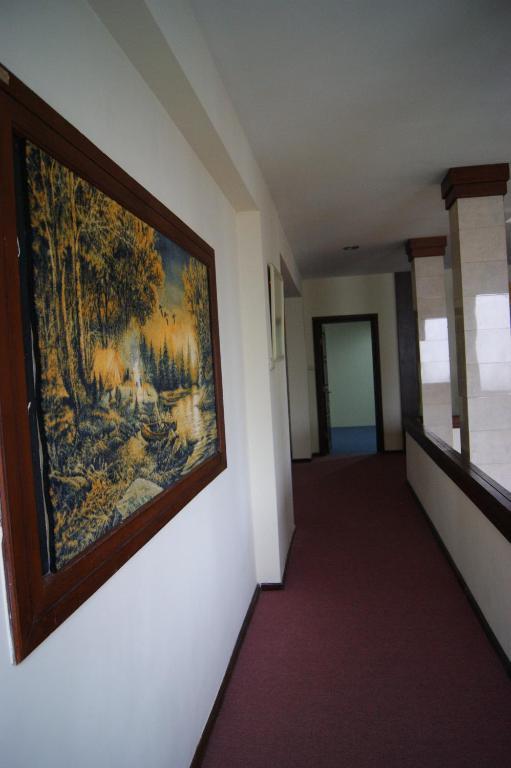 Grand Sumatera Hotel Surabaya Kültér fotó
