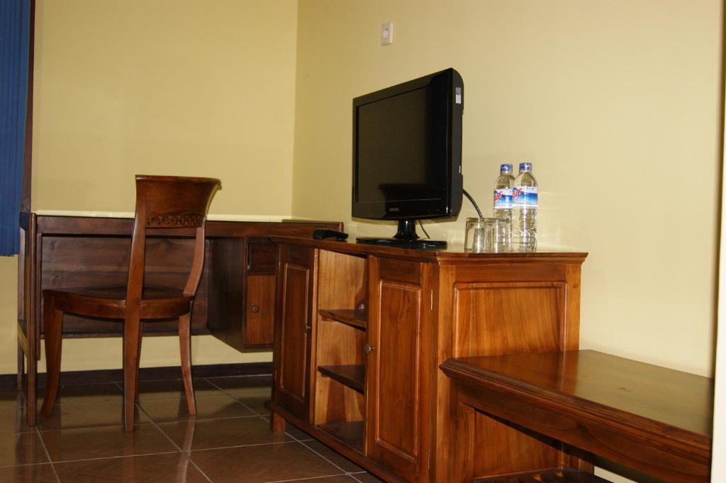Grand Sumatera Hotel Surabaya Szoba fotó